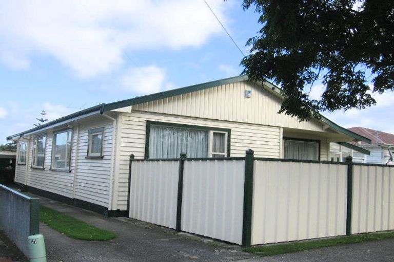 Photo of property in 56 Epuni Street, Hutt Central, Lower Hutt, 5011
