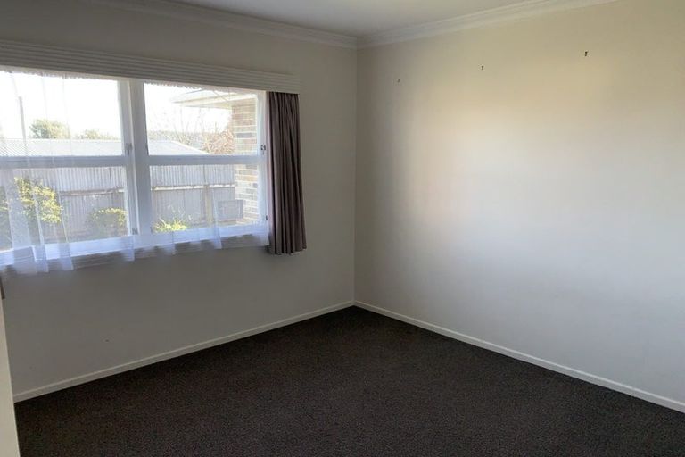 Photo of property in 3 Selwyn Street, Levin, 5510