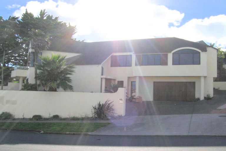Photo of property in 10 Whitcombe Road, Bucklands Beach, Auckland, 2012