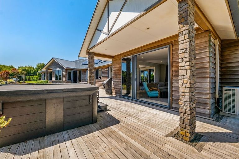 Photo of property in 14b Rennell Street, Frankleigh Park, New Plymouth, 4310