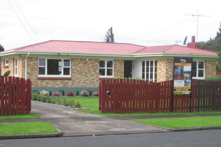 Photo of property in 20 Kimpton Road, Papatoetoe, Auckland, 2025