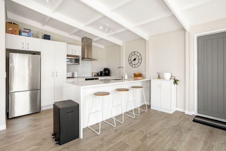 Photo of property in 8 Ngaroma Crescent, Whitianga, 3510