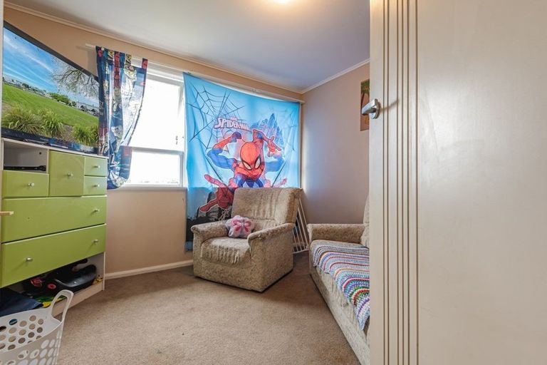 Photo of property in 26 Farnham Avenue, Highbury, Palmerston North, 4412