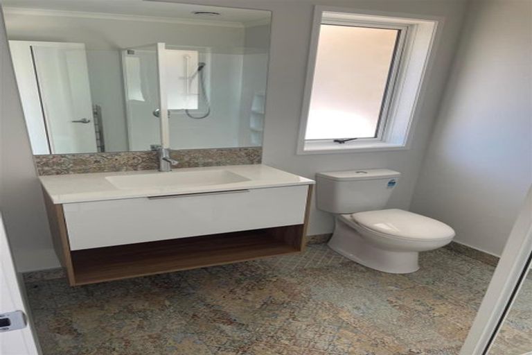 Photo of property in 22 Rongomai Street, Helensville, 0800