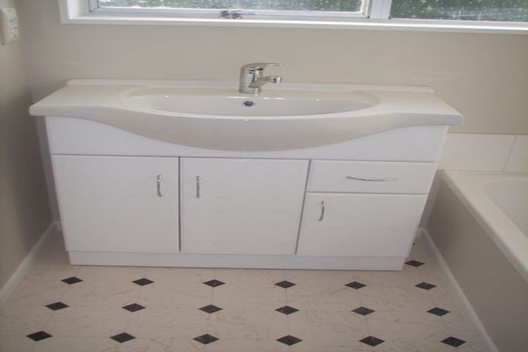 Photo of property in 54 Sunbrae Drive, Silverstream, Upper Hutt, 5019