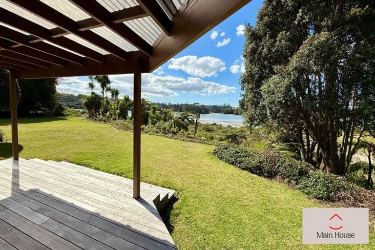 Photo of property in 65 Totara Road, Whenuapai, Auckland, 0618