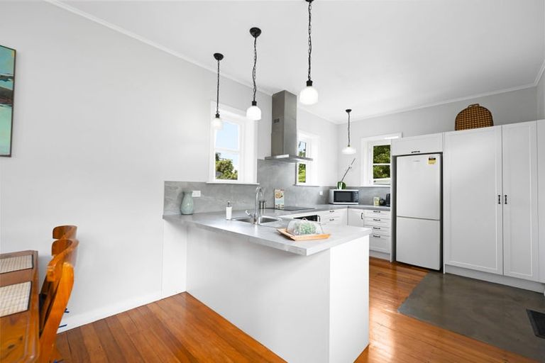 Photo of property in 4 Valley Terrace, Hamilton Central, Hamilton, 3204