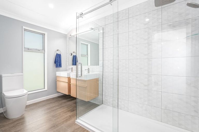 Photo of property in 118 Rosetta Road, Raumati South, Paraparaumu, 5032