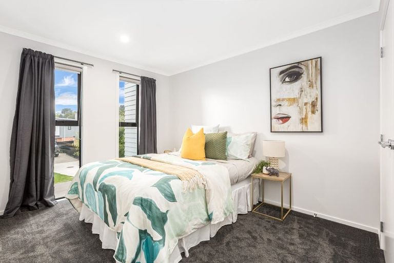 Photo of property in 5a Breakwater Way, Whitby, Porirua, 5024