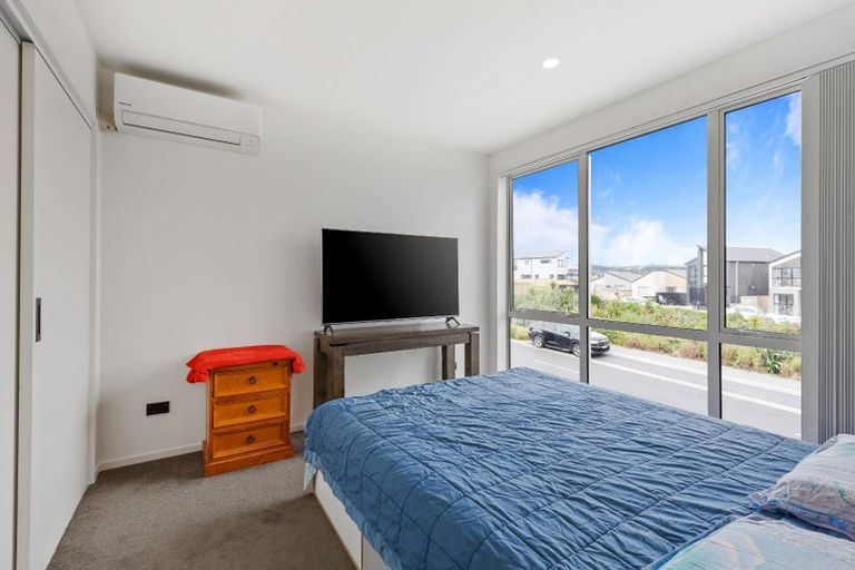 Photo of property in 77 Matakohe Road, Westgate, Auckland, 0814