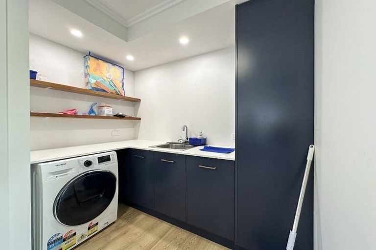 Photo of property in 81 California Drive, Totara Park, Upper Hutt, 5018