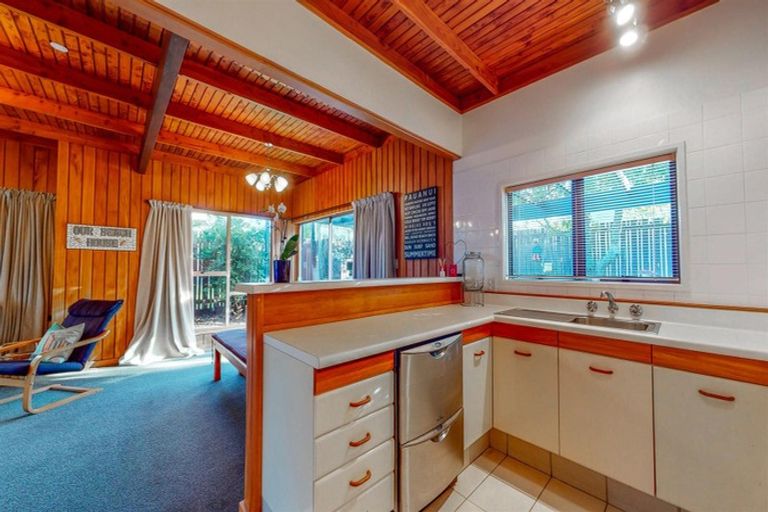 Photo of property in 12 Bell Road, Pauanui, Hikuai, 3579