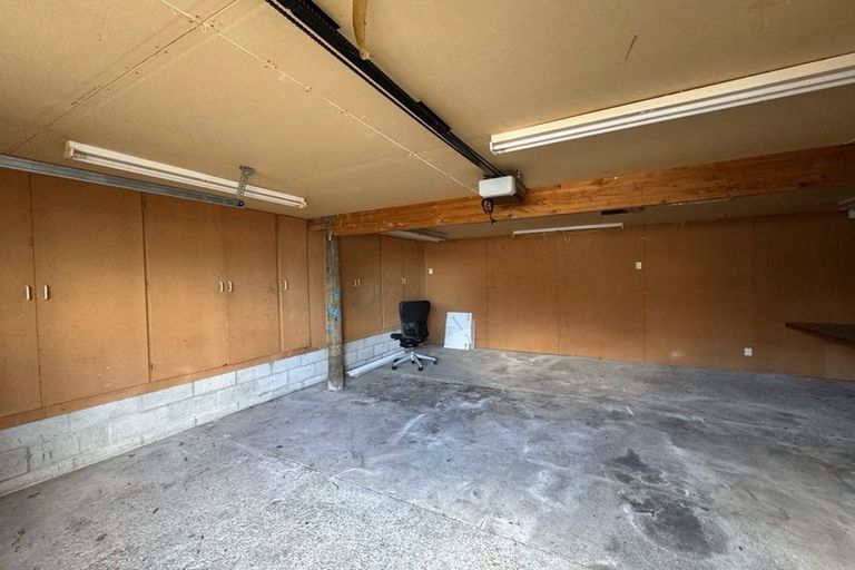 Photo of property in 42 Calluna Crescent, Totara Heights, Auckland, 2105