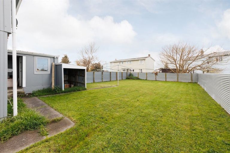 Photo of property in 8-10 Opie Place, Highbury, Palmerston North, 4412