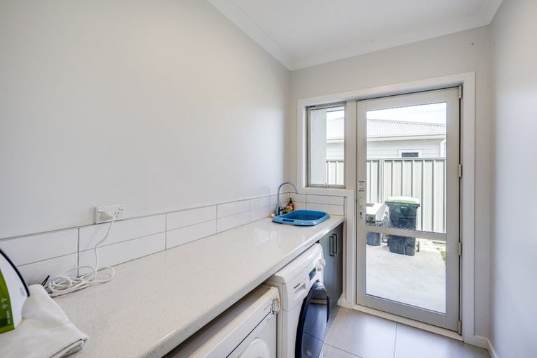 Photo of property in 22 Pukaki Place, Poraiti, Napier, 4112