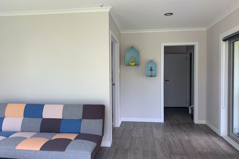 Photo of property in 24 Kiteroa Terrace, Rothesay Bay, Auckland, 0630