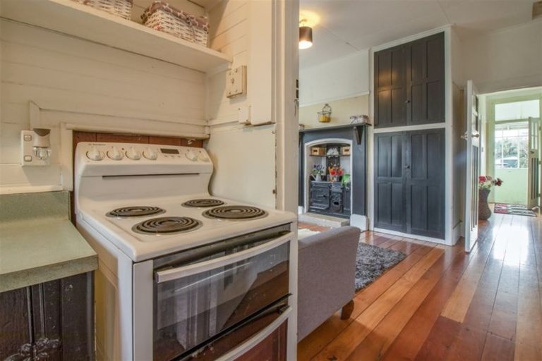 Photo of property in 13 Randwick Crescent, Moera, Lower Hutt, 5010