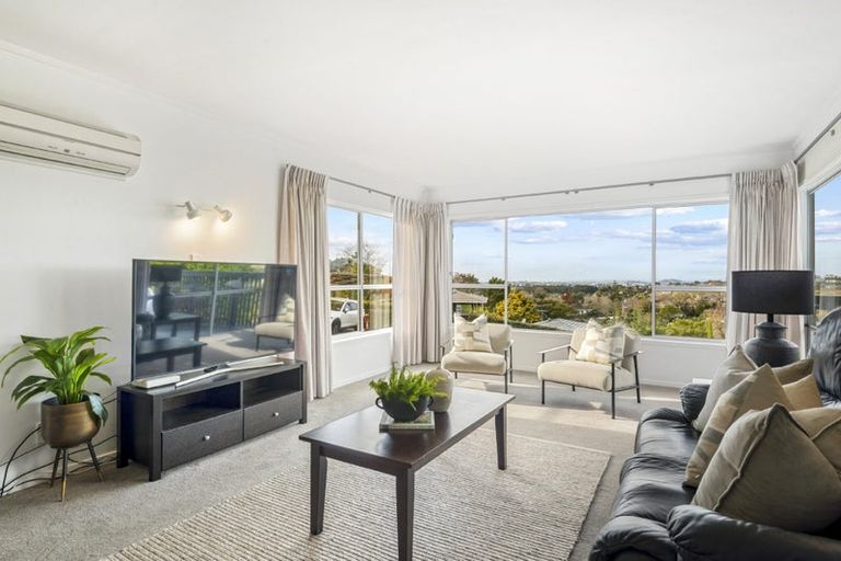Photo of property in 114 Mountbatten Avenue, Hillcrest, Auckland, 0627