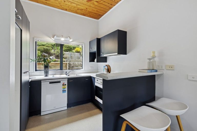 Photo of property in 40f Weatherly Road, Torbay, Auckland, 0630