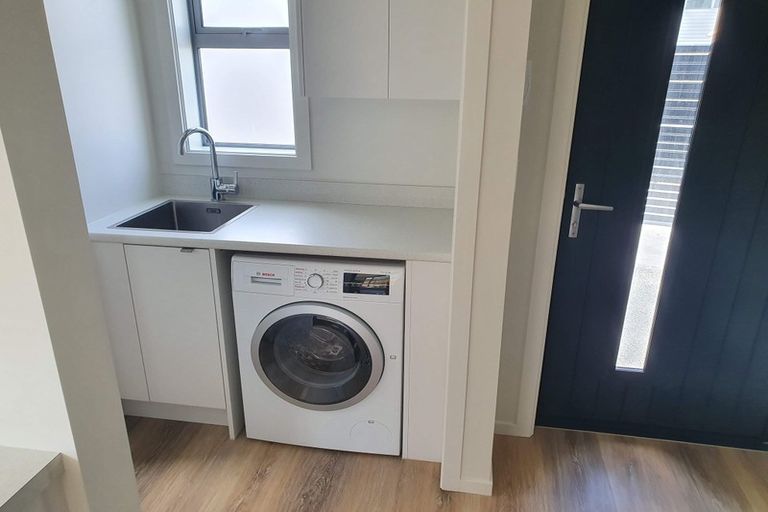 Photo of property in 19 Mcgrath Way, Taita, Lower Hutt, 5011