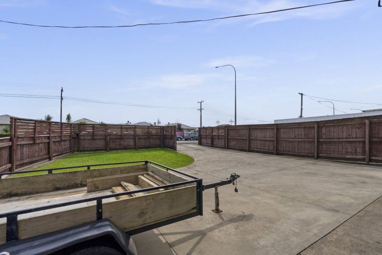 Photo of property in 79 Pohutukawa Place, Bell Block, New Plymouth, 4312
