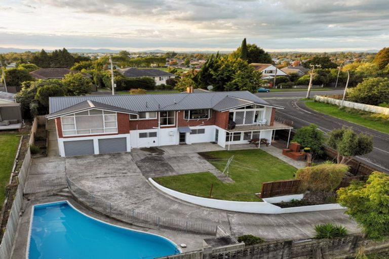 Photo of property in 49 Forest Lake Road, Maeroa, Hamilton, 3200