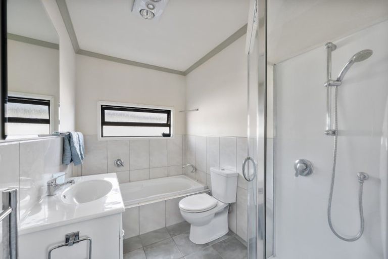 Photo of property in 246 Kennedy Road, Onekawa, Napier, 4110