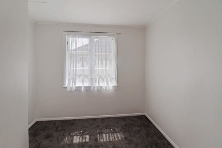 Photo of property in 270 Naenae Road, Naenae, Lower Hutt, 5011