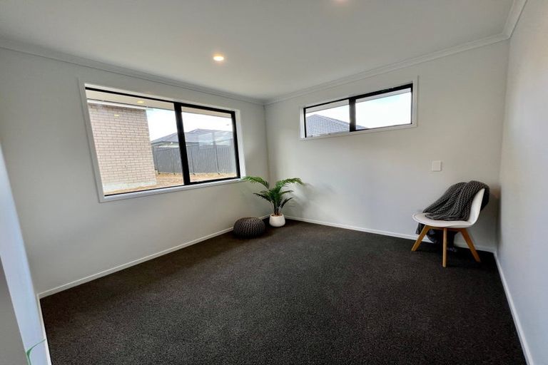 Photo of property in 14 Ash Lane, Omokoroa, 3114