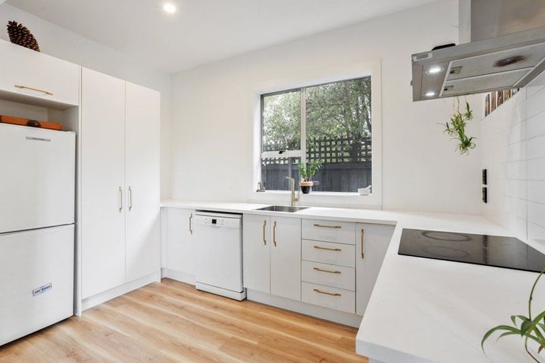 Photo of property in 12a Cradock Street, South New Brighton, Christchurch, 8062