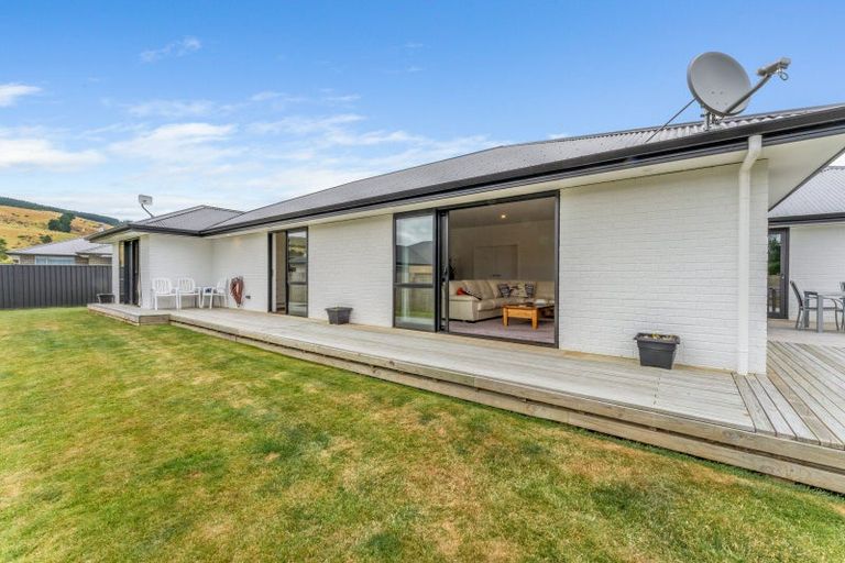 Photo of property in 17 Mallard Drive, Waihola, Milton, 9073