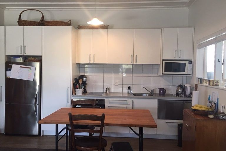 Photo of property in 369 Triangle Road, Henderson, Auckland, 0610