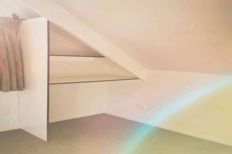 Photo of property in 30 Darcy Place, Massey, Auckland, 0614