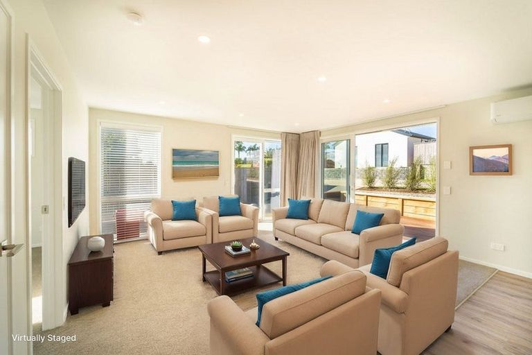 Photo of property in 47a Western Avenue, Omokoroa, 3114