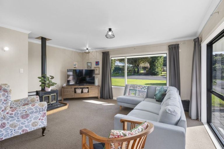 Photo of property in 220 Plummers Point Road, Whakamarama, Tauranga, 3172