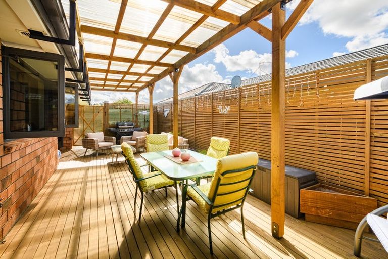 Photo of property in 21 Millbrook Place, Ashhurst, 4810