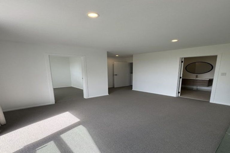 Photo of property in 26e Brennan Avenue, Te Atatu Peninsula, Auckland, 0610