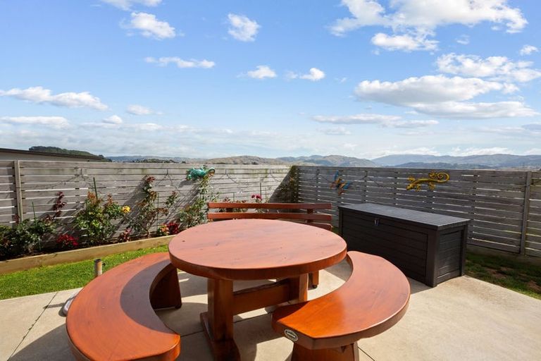 Photo of property in 174 Navigation Drive, Whitby, Porirua, 5024