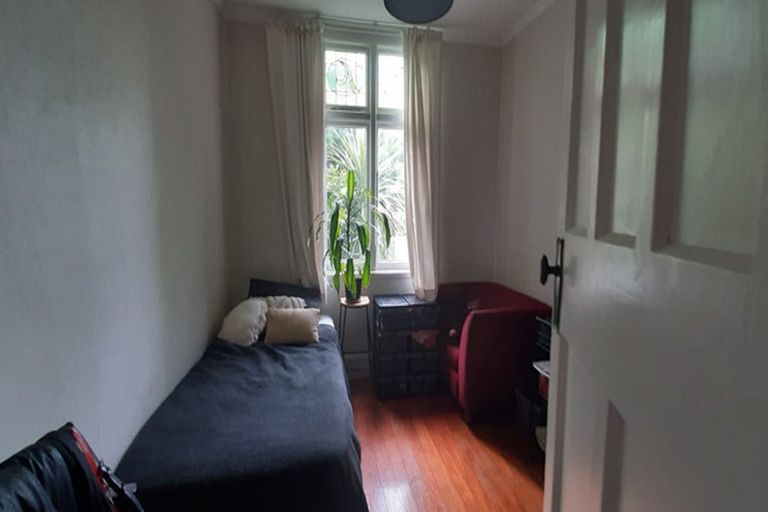 Photo of property in 22 Corson Avenue, Beckenham, Christchurch, 8023