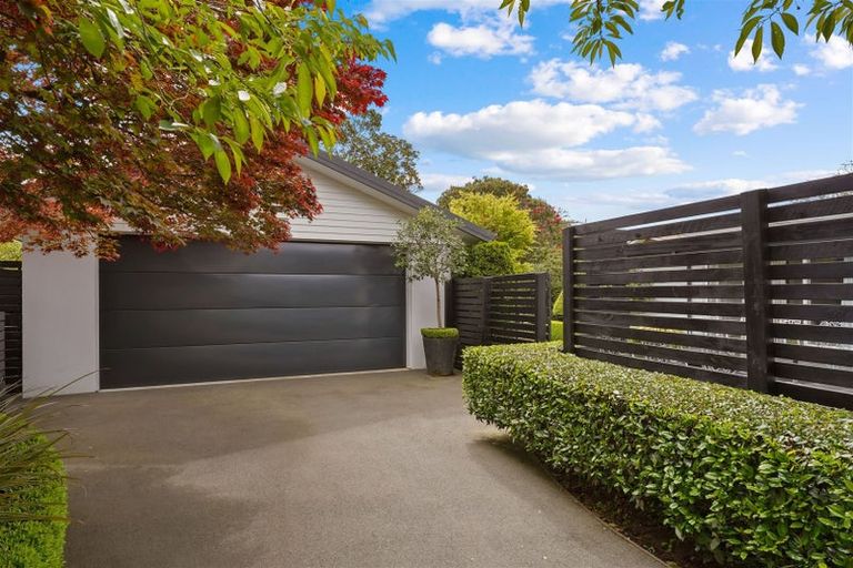 Photo of property in 22 Westburn Terrace, Burnside, Christchurch, 8041