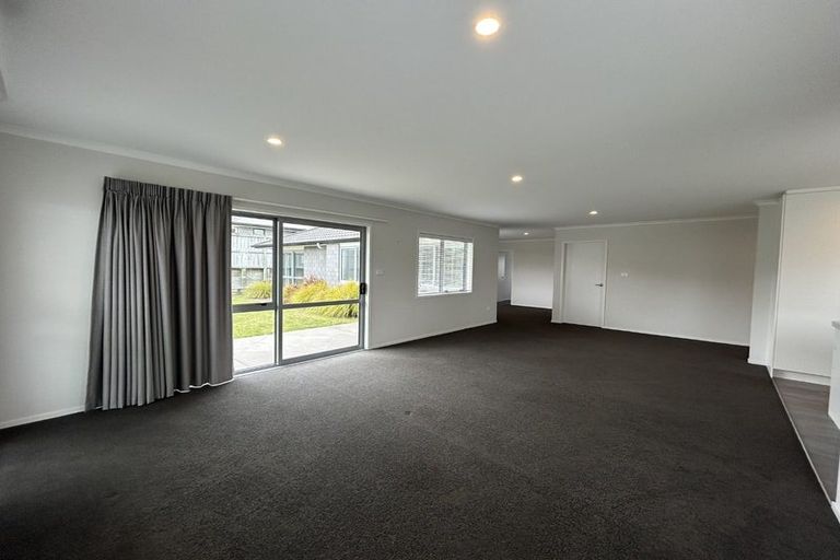 Photo of property in 17 Materawaho Way, Pyes Pa, Tauranga, 3112