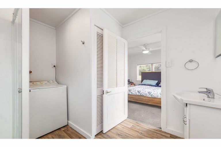 Photo of property in 59 Hauraki Road, Leigh, Warkworth, 0985