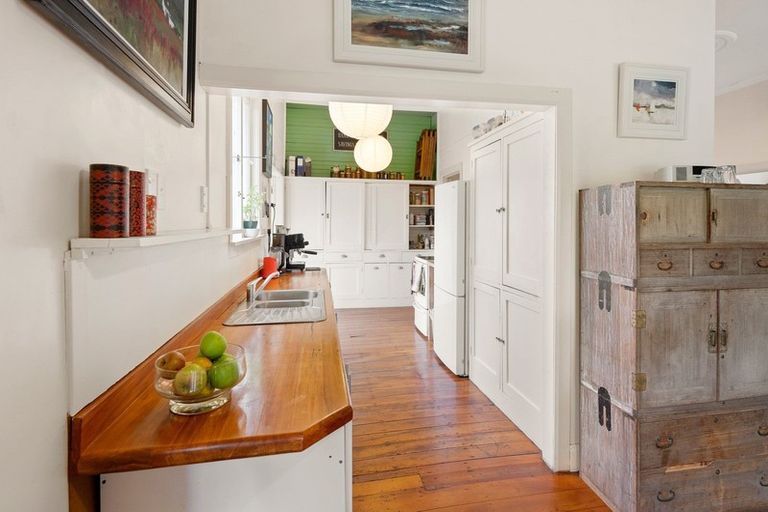 Photo of property in 278 Te Waka Road, Otaki, 5581