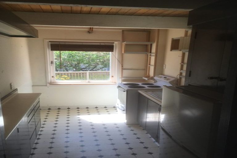 Photo of property in 12 Cottleville Terrace, Thorndon, Wellington, 6011