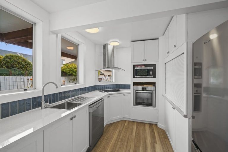 Photo of property in 2/14 Wakatu Avenue, Moncks Bay, Christchurch, 8081