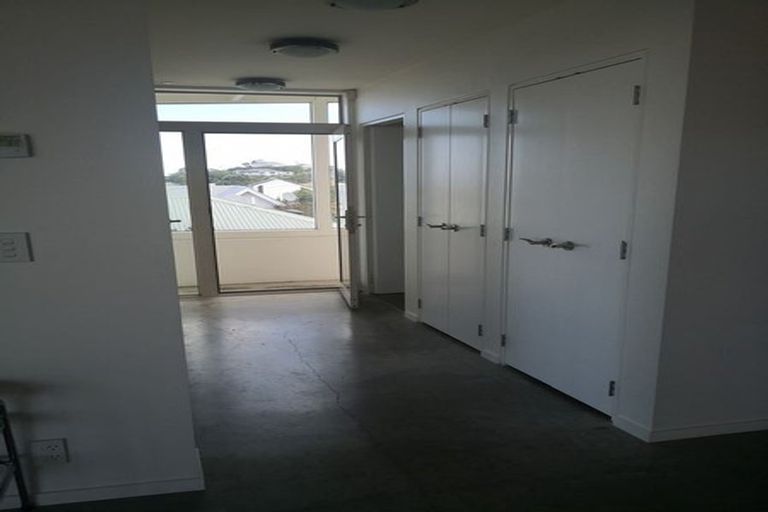 Photo of property in 48 Mitchell Street, Brooklyn, Wellington, 6021