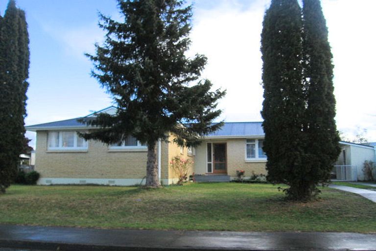 Photo of property in 14 Burton Crescent, Flaxmere, Hastings, 4120