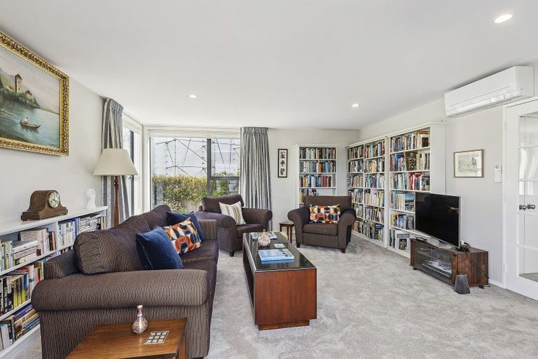 Photo of property in 33a Treasure Grove, Hataitai, Wellington, 6021