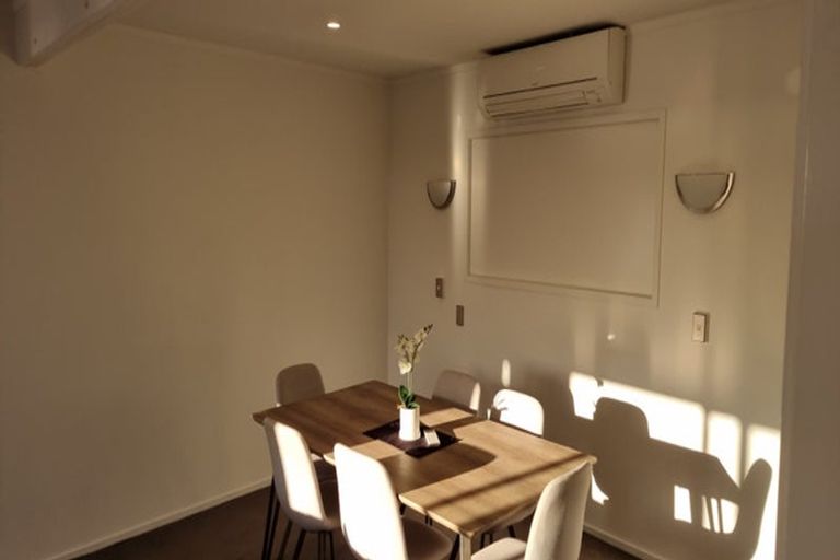 Photo of property in 11 Rahopara Street, Castor Bay, Auckland, 0620