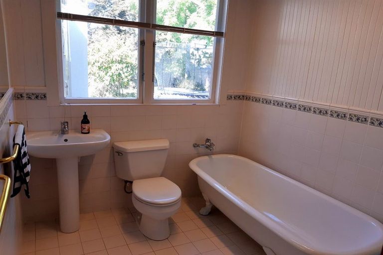 Photo of property in 8 Otara Street, Ilam, Christchurch, 8053